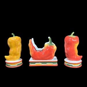 Clay Art Chili Pepper Southwestern Napkin Holder Salt Pepper Shaker Vintage